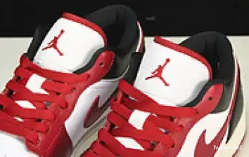Hyperoad  Jordan Black Retro Reverse Low Toe 1 0514
